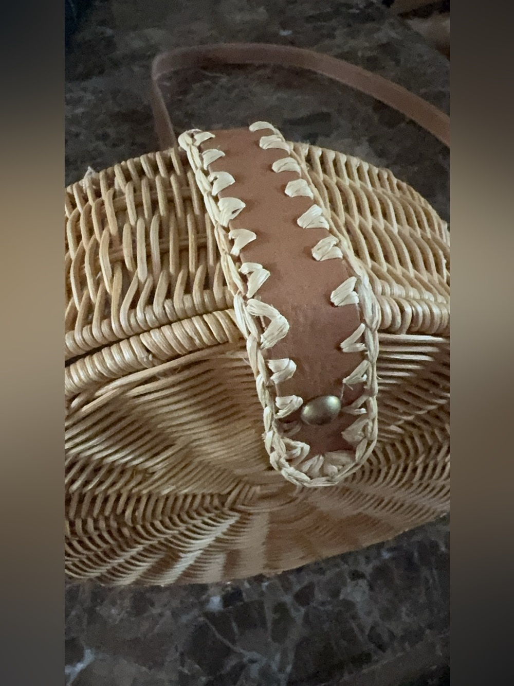 Universal Thread Rattan Circle Crossbody Bag 🌾☀️ - Picture 2 of 11